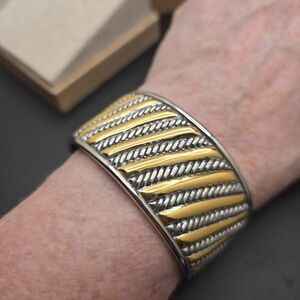 Gold and Silver Bracelet (2286)